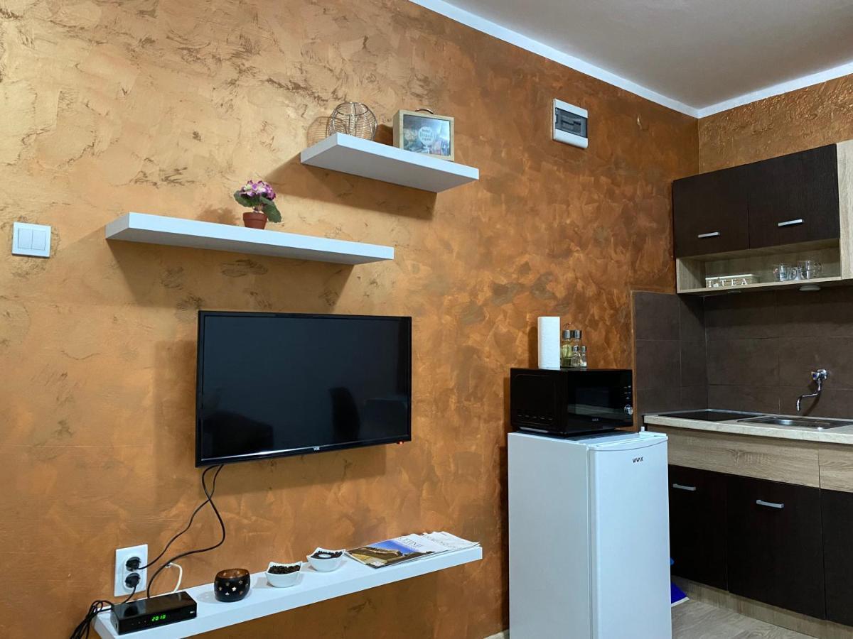 Apartmani Vucinic Цетине Экстерьер фото